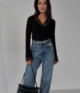 Женский лонгслив с кружевом UNO-088A350