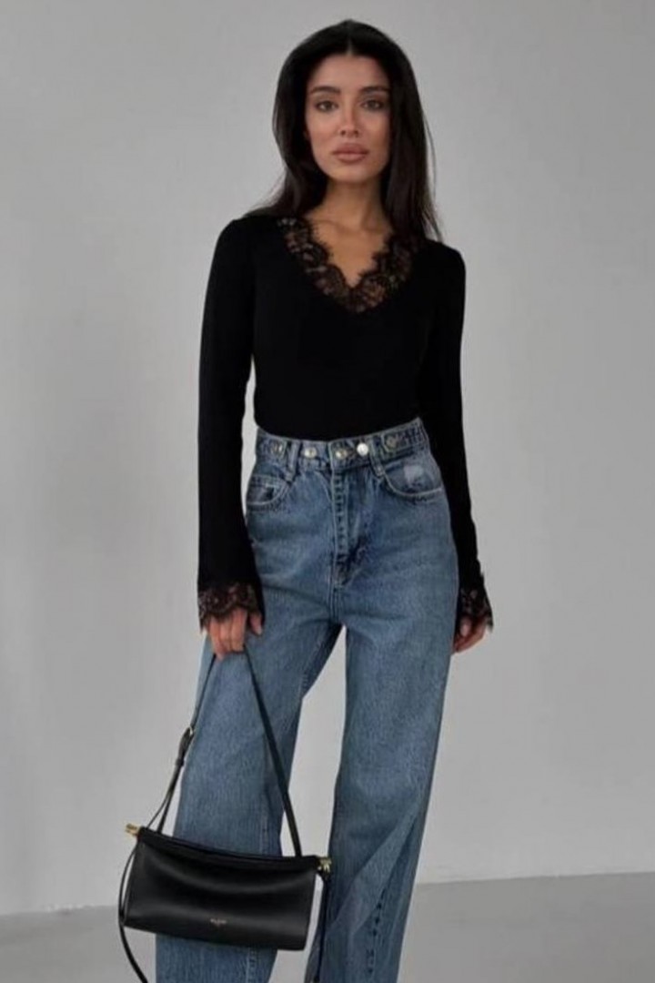 Женский лонгслив с кружевом UNO-088A350