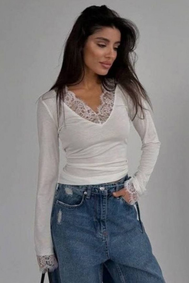 Женский лонгслив с кружевом UNO-088A350