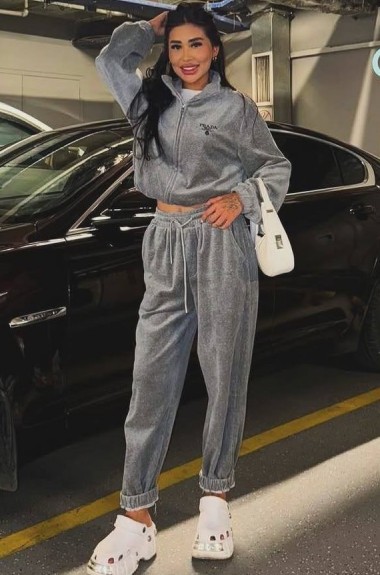 Велюровий костюм VSH-1919A970