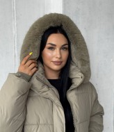 Женская зимняя куртка с мехом  ZL-006A1750