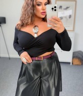 Женские кожаные шорты  YM-7108A15B17