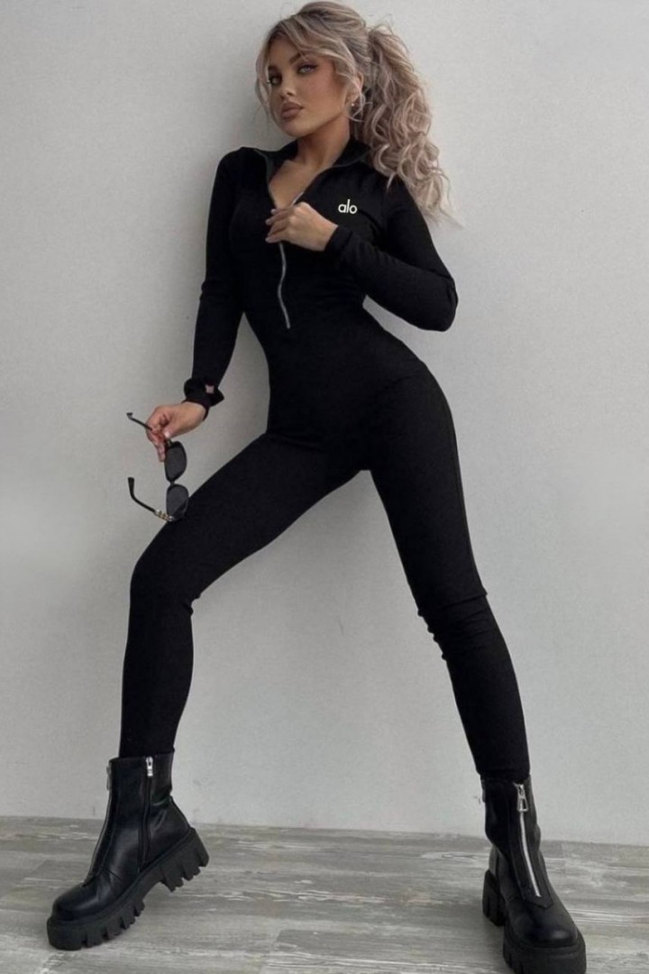 Облягаючий комбінезон STC-280A449