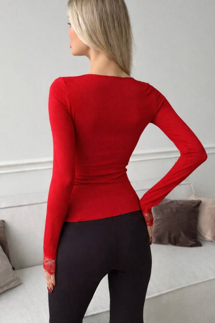 Жіночий лонгслів з мереживом SP-686A360