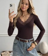 Жіночий лонгслів з мереживом SP-686A360