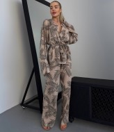 Женский льняной брючный костюм ANB-490A700
