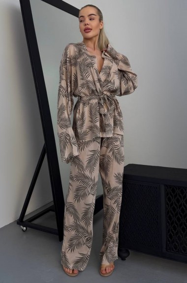 Женский льняной брючный костюм ANB-490A700