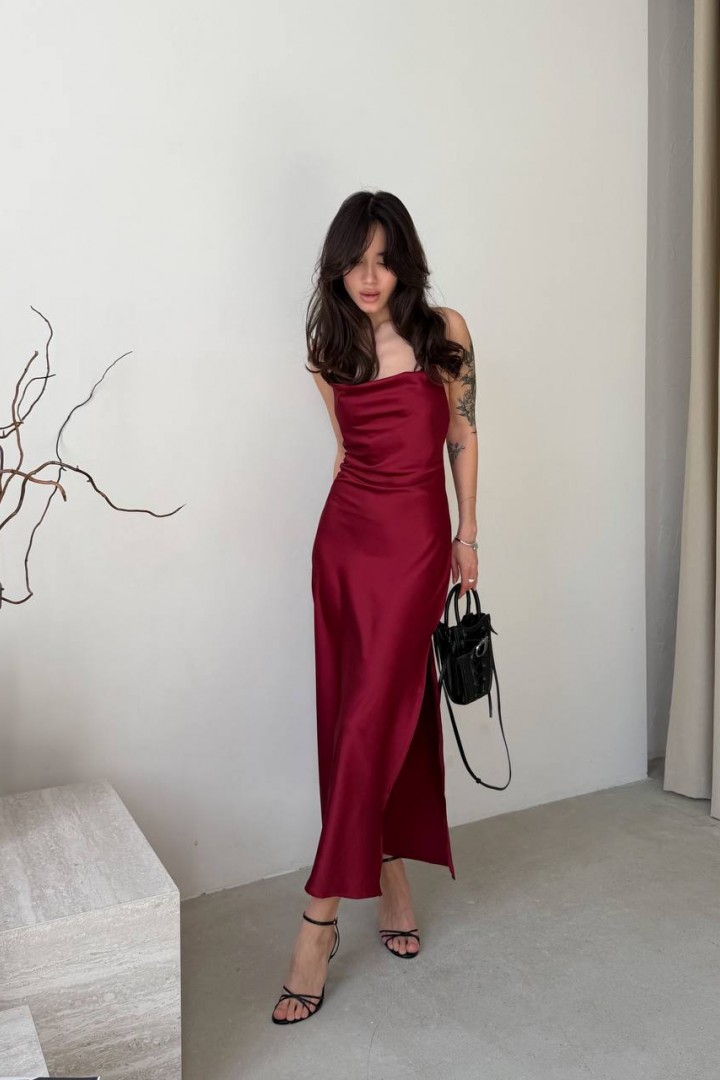 Шелковое платье на бретельках MUS-069A450