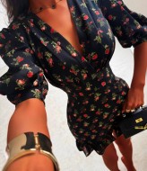 Очаровательное платье с глубоким вырезом декольте BAC-962A650