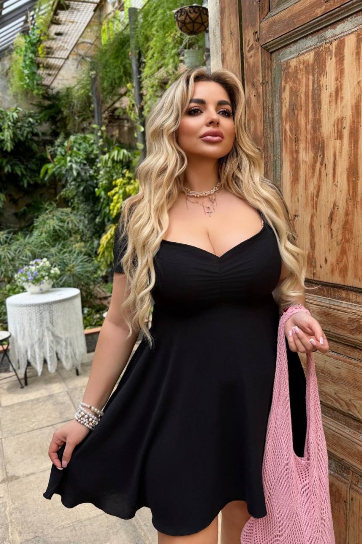 Платье с декольте MA-N2195A500