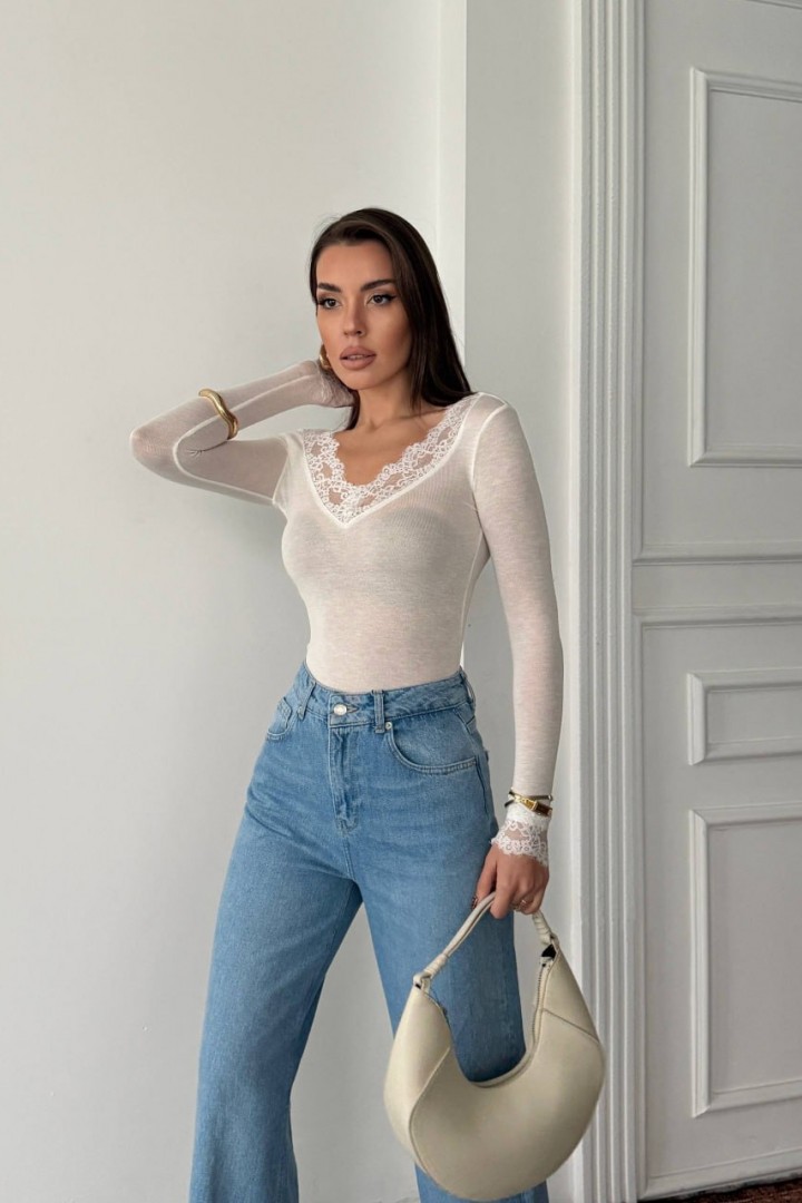 Лонгслив з V вирізом WOW-0554A10