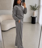 Мягкий велюровый костюм KASY-354A750