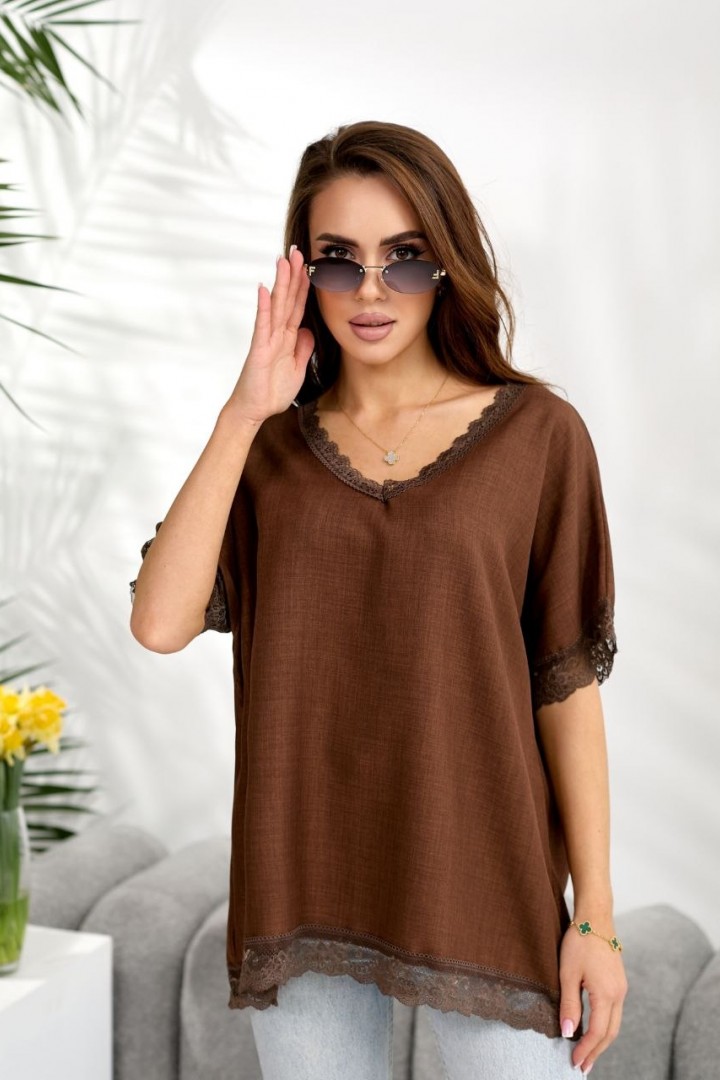 Стильная футболка декорирована кружевом IB-1151A460