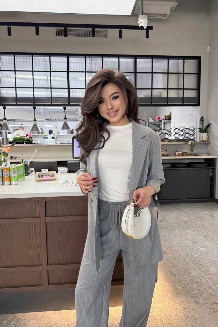 Брючний костюм RED-rs165A850