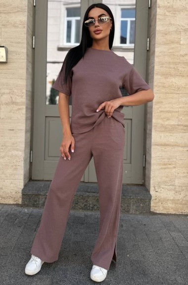 Трикотажный костюм с брюками  DN-242A700