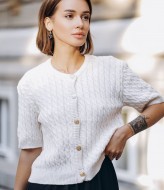 Кофта вязаная на пуговицах  MV-0147A900