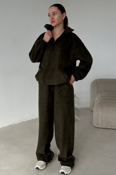 Спортивный костюм LOU-1557A690 Спортивный костюм LOU-1557A690