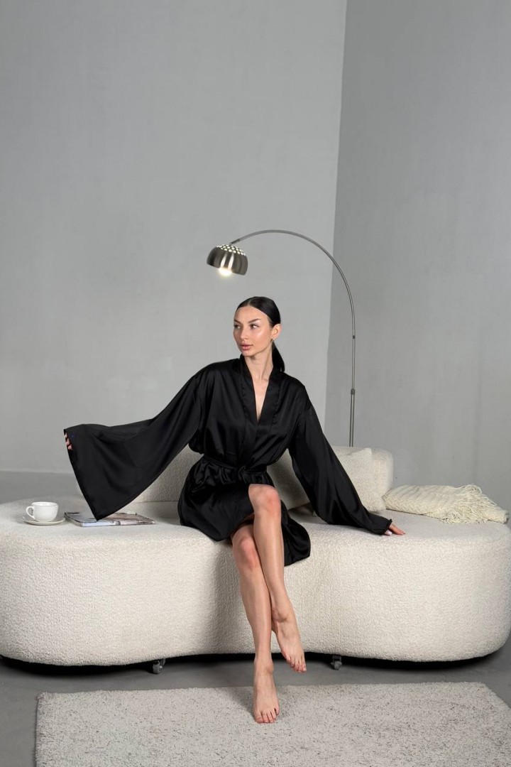 Шелковый халатик BLO-819A450 Шелковый халатик BLO-819A450