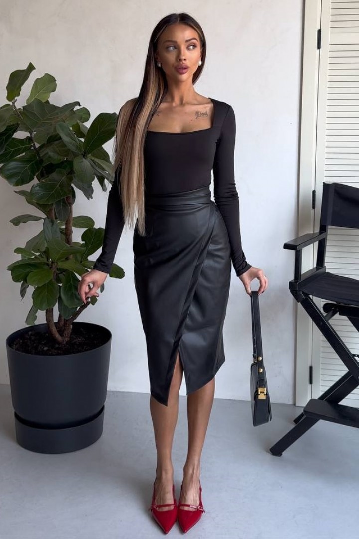 Кожаная юбка с разрезом  ATE-027A510 Кожаная юбка с разрезом  ATE-027A510