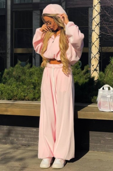 Велюровый костюм SAP-134A700 Велюровый костюм SAP-134A700