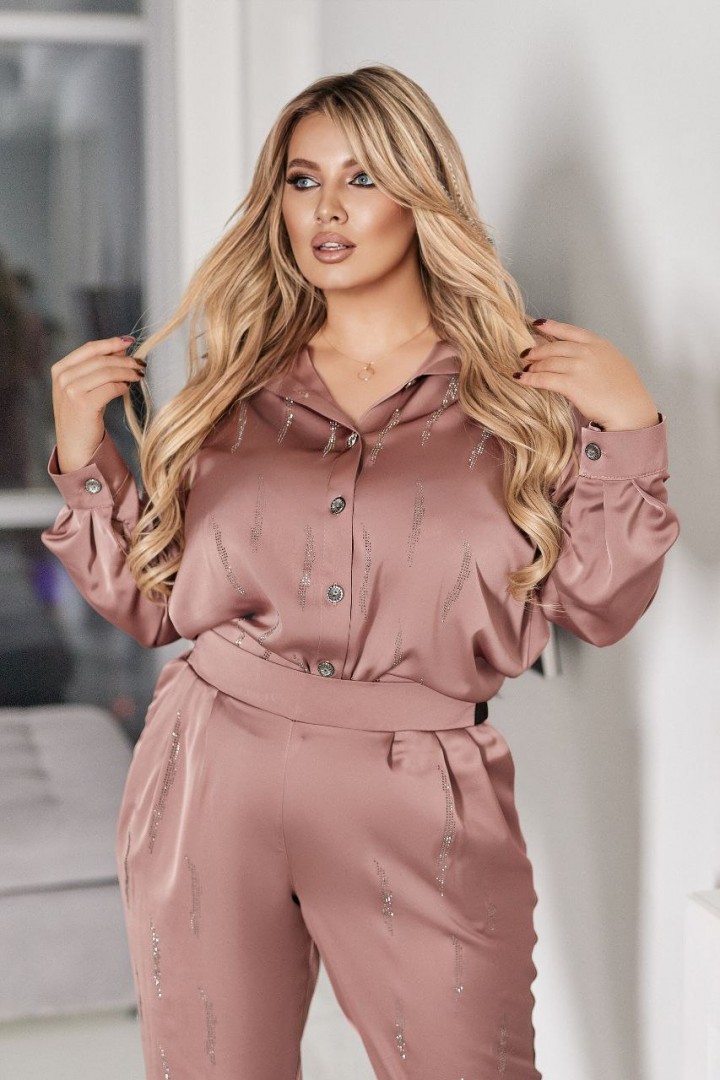 Женский костюм со стразами  VOJ-1047A1000