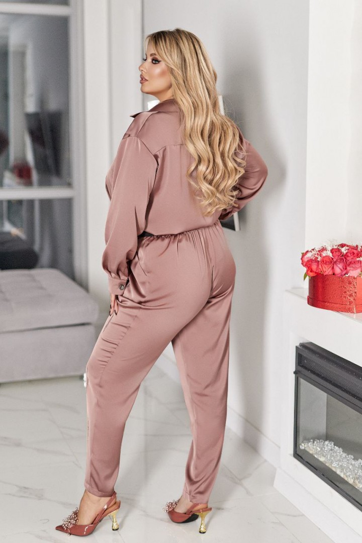 Женский костюм со стразами  VOJ-1047A1000