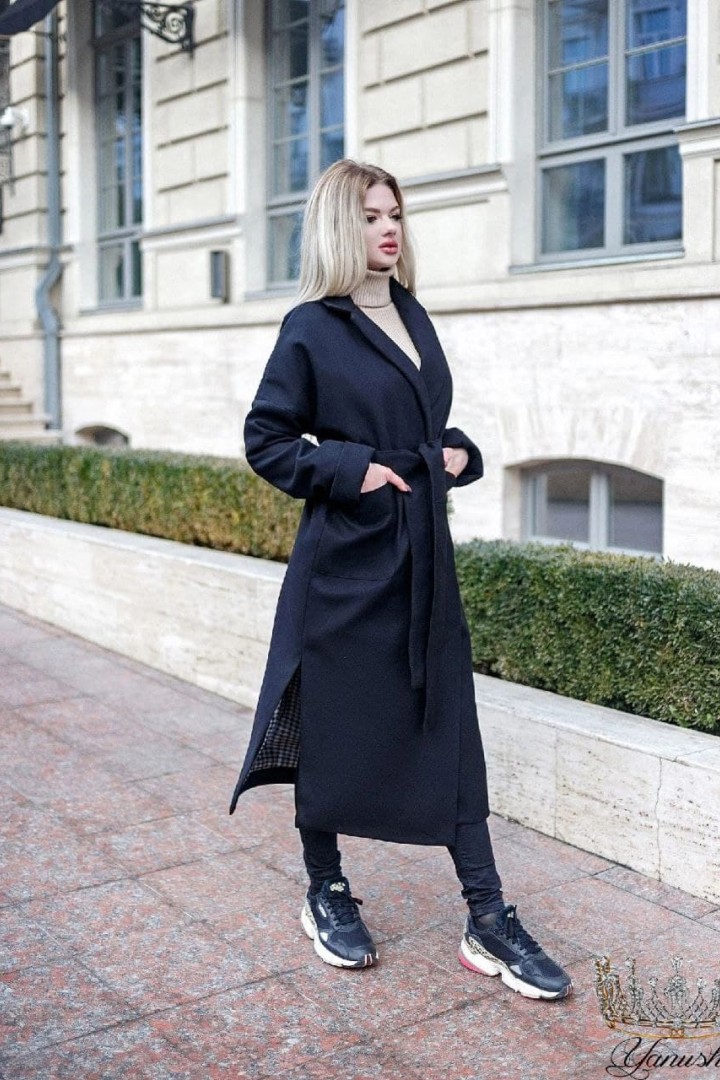 Чем характеризуются кашемировые пальто для женщин?