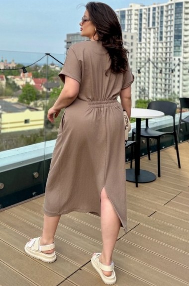 Платье футболка с разрезом AO-2413A500 Платье футболка с разрезом AO-2413A500