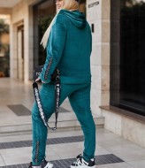 Спортивный костюм женский со стразами VLT-1585A750