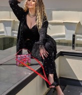 Брючный костюм с перьями YM-05782A20