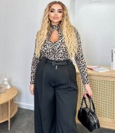 Лонгслив с воротником OLI-1425A420