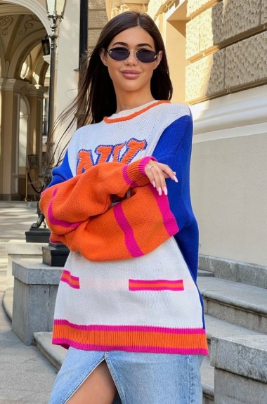 Яркий джемпер TS-108A300