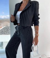 Брючный костюм с укороченным пиджаком  IO-669A620