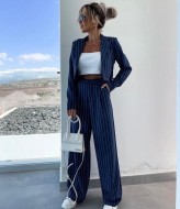 Брючный костюм с укороченным пиджаком  IO-669A620