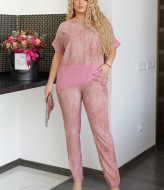 Легкий брючный костюм VLT-1621A700