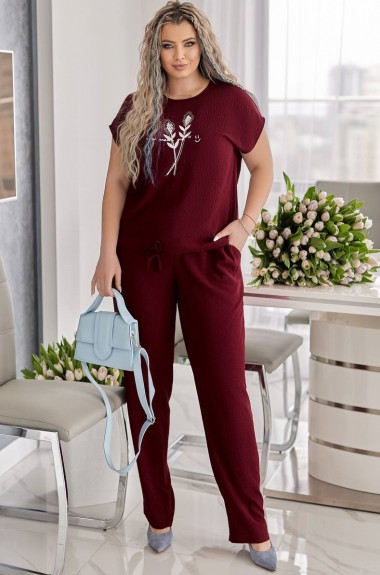 Шикарный брючный костюм VLT-1909A700