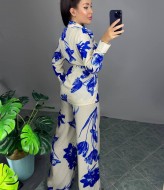 Яркий костюм IPO-680A550