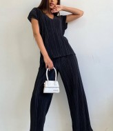 Костюм плиссе  AMU-27511A499