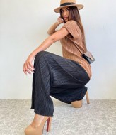 Костюм плиссе  AMU-27511A499