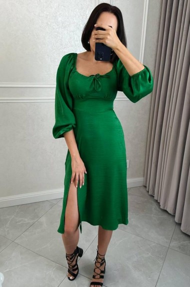 Шелковое платье с разрезом AMU-1913.913A470 Шелковое платье с разрезом AMU-1913.913A470