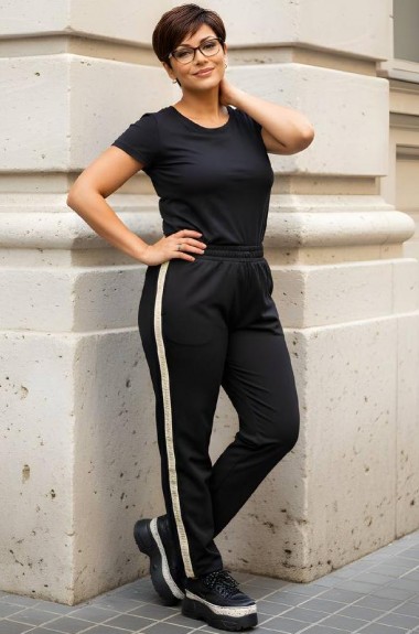 Спортивные штаны с лампасами AO-2522A400