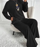 Костюм женский брючный оверсайз  AMU-1926.926A550