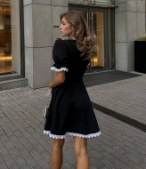 Черное платье с кружевом HOU-334A500