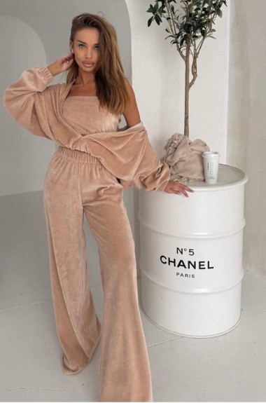 Костюм тройка велюровый женский SF-5668A600 Костюм тройка велюровый женский SF-5668A600