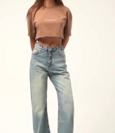 Стильные джинсы  AMU-3426A970