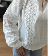 Блуза с кружевом  AMU-5970A790