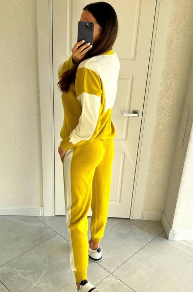 Вязанный костюм AMU-012A499 Вязанный костюм AMU-012A499