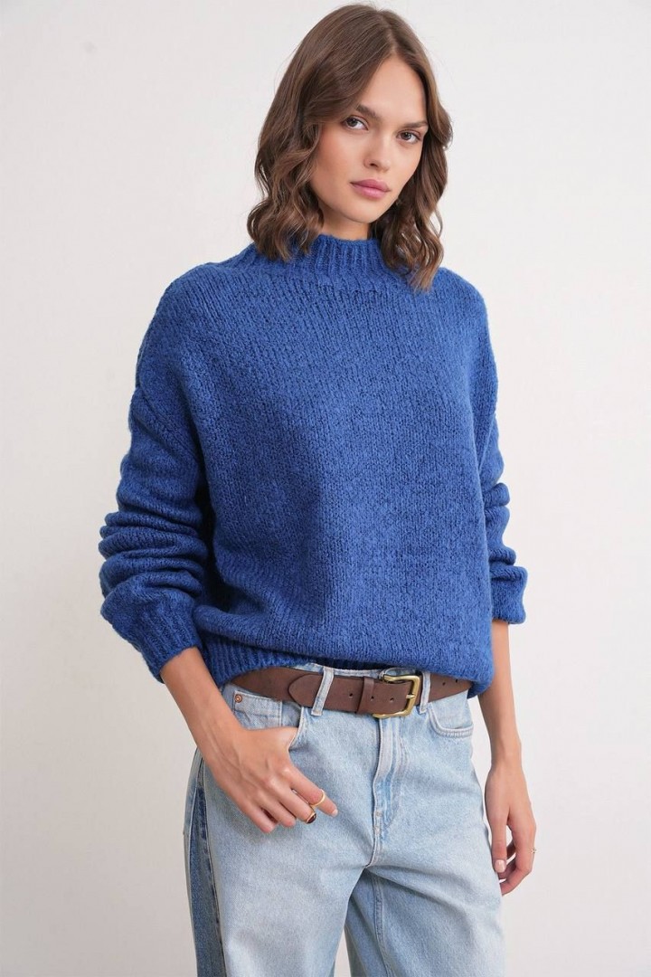 Жіночий в'язаний светер AMU-6700A660 