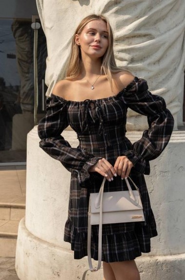 Платье с квадратным вырезом SOL-2998A500 Платье с квадратным вырезом SOL-2998A500