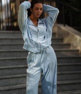 Велюровый костюм с широкими штанами   JK-002A750